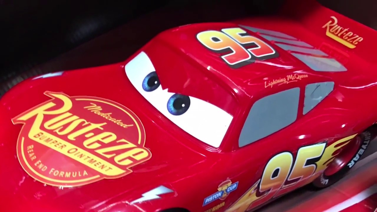 DISNEY PIXAR CARS 3 TOYS PREVIEW