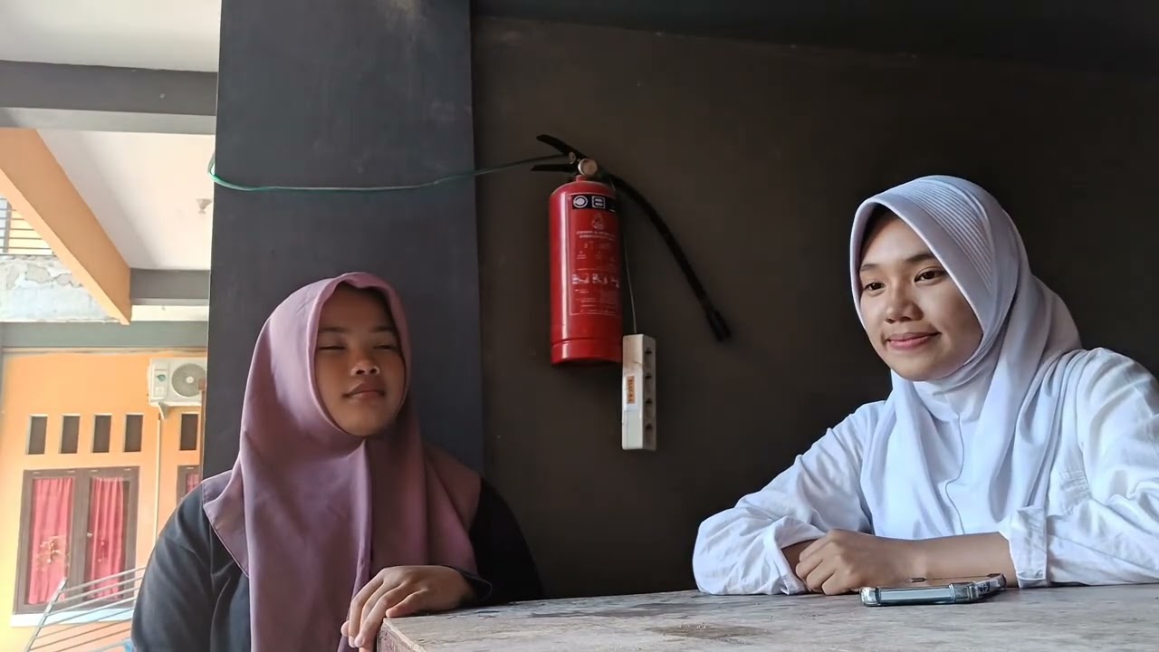 komunikasi teraupetik antara bidan dan pasien mengenai KB