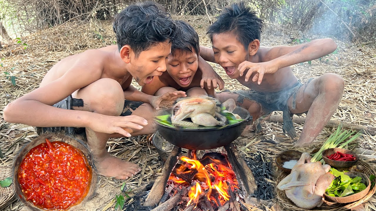 Survival Skills primitive - Cooking and fried Checken recipe eating (Stealing food)