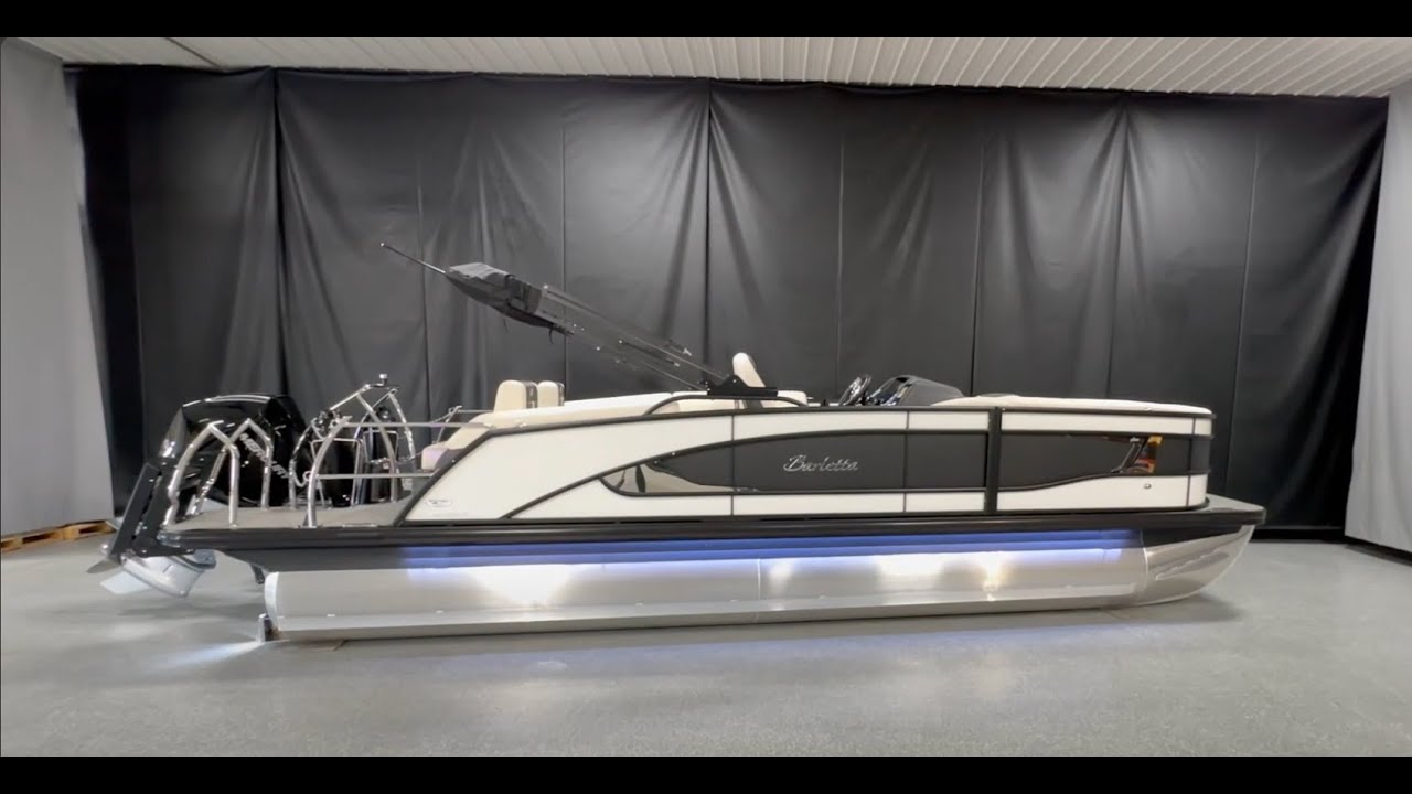 23-Foot Barletta Tritoon in MN! 2025 Lusso with MERIDIAN LOUNGER Layout!