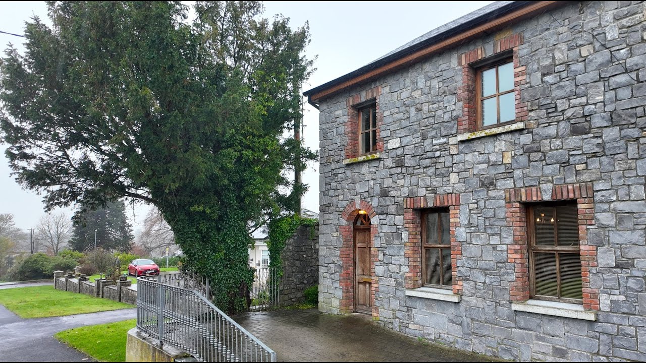 House For Sale in Drumsna, Co. Leitrim, Ireland. Modern, end of terrace property in village location