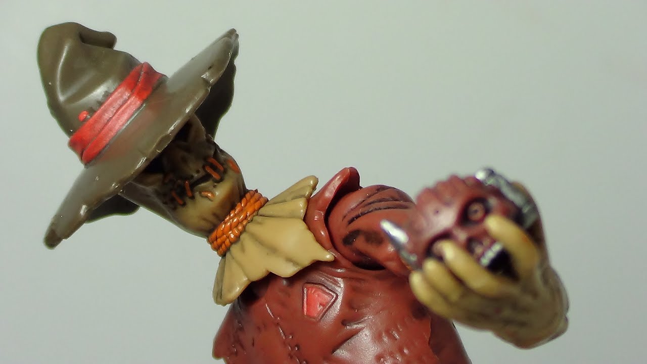 DC Super Heroes Scarecrow Pre-DCUC Figure Review