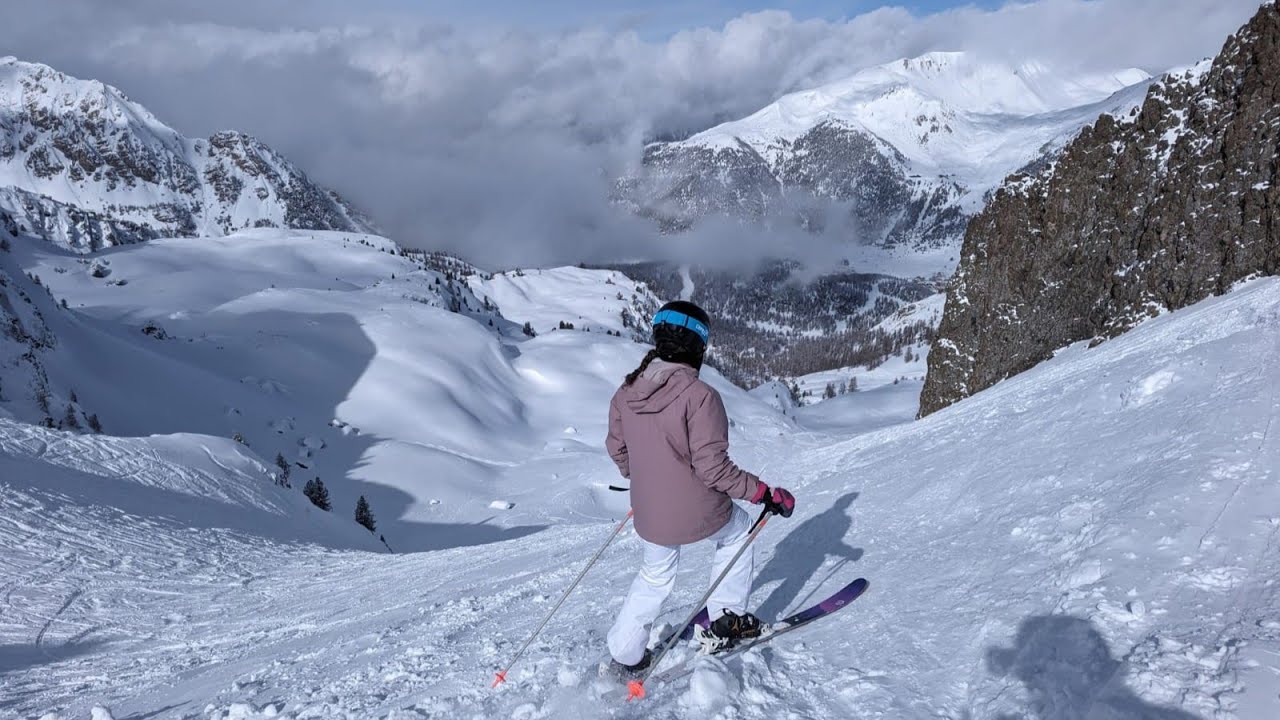 Montgenèvre. Sector de l'Aigle. Off-Piste Skiing. Feb 24, 2024.