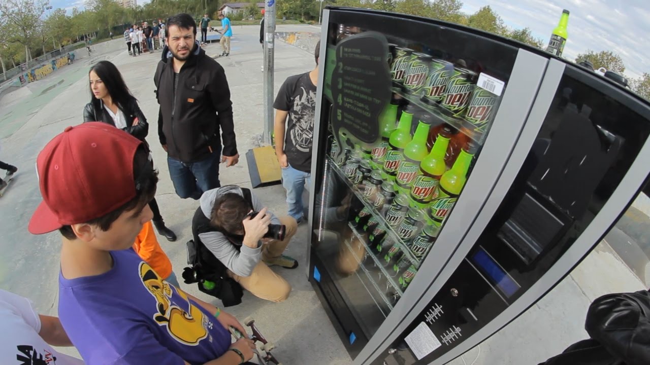 Dew the Grind  by Mountain Dew  |  Skateparkul Tineretului