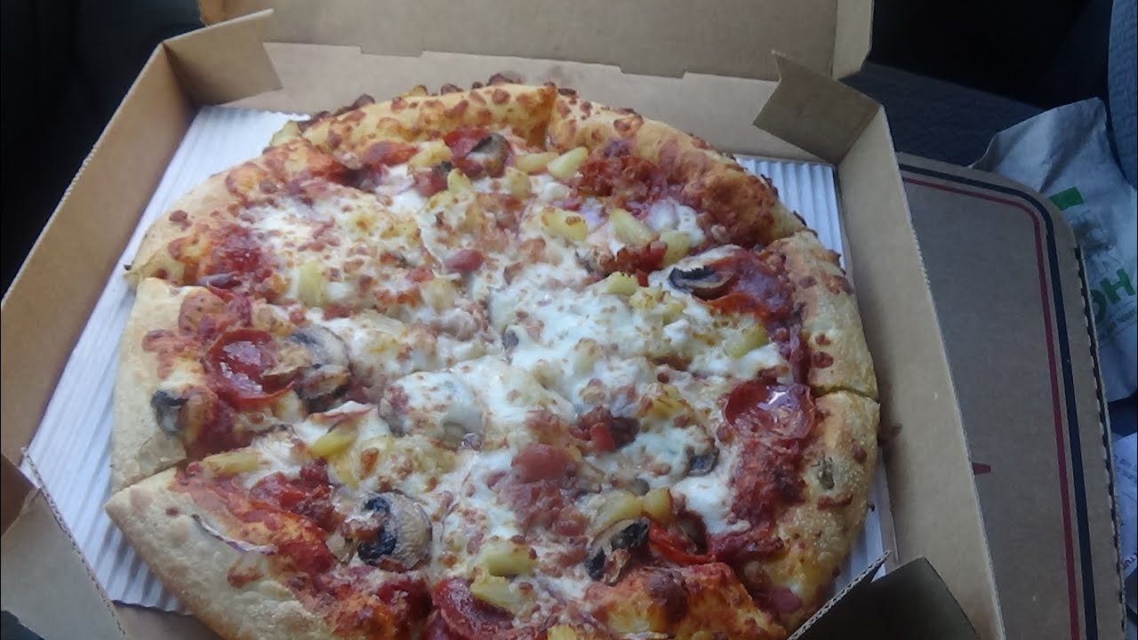 ASMR Eating Pizza Hut Pizza