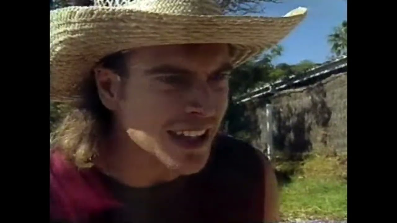 Home and Away - Vinnie arrives!