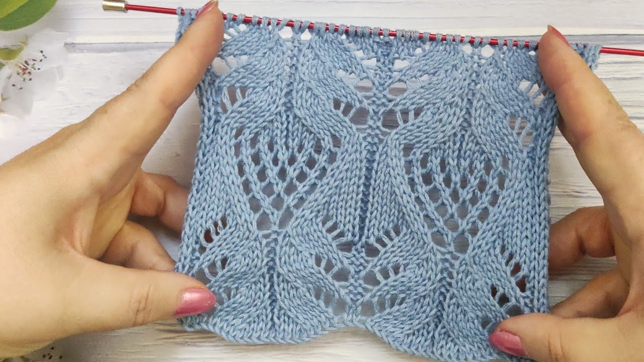 Lace Leaves Stitch | Ajour-Blattmuster stricken | Punto Foglie Traforate| Point de Feuilles Ajour&eacute;es