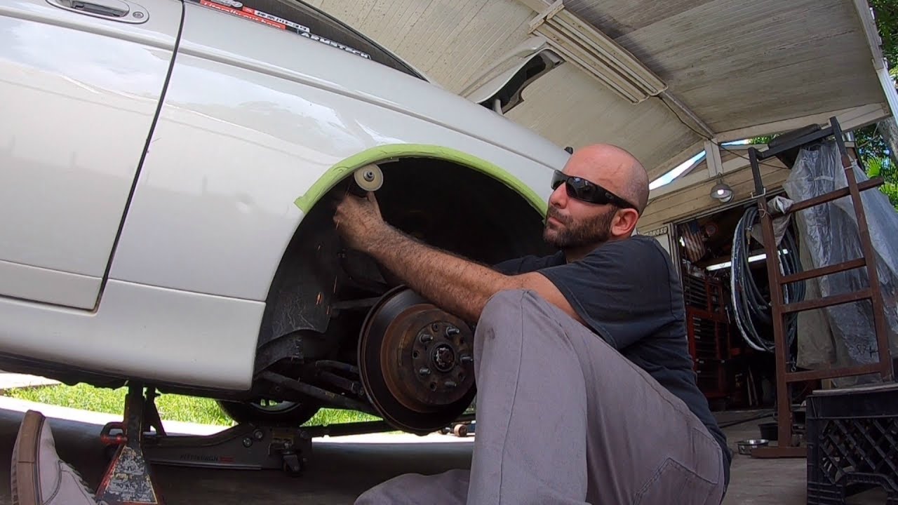 Shaving the fenders on my Lexus SC300!