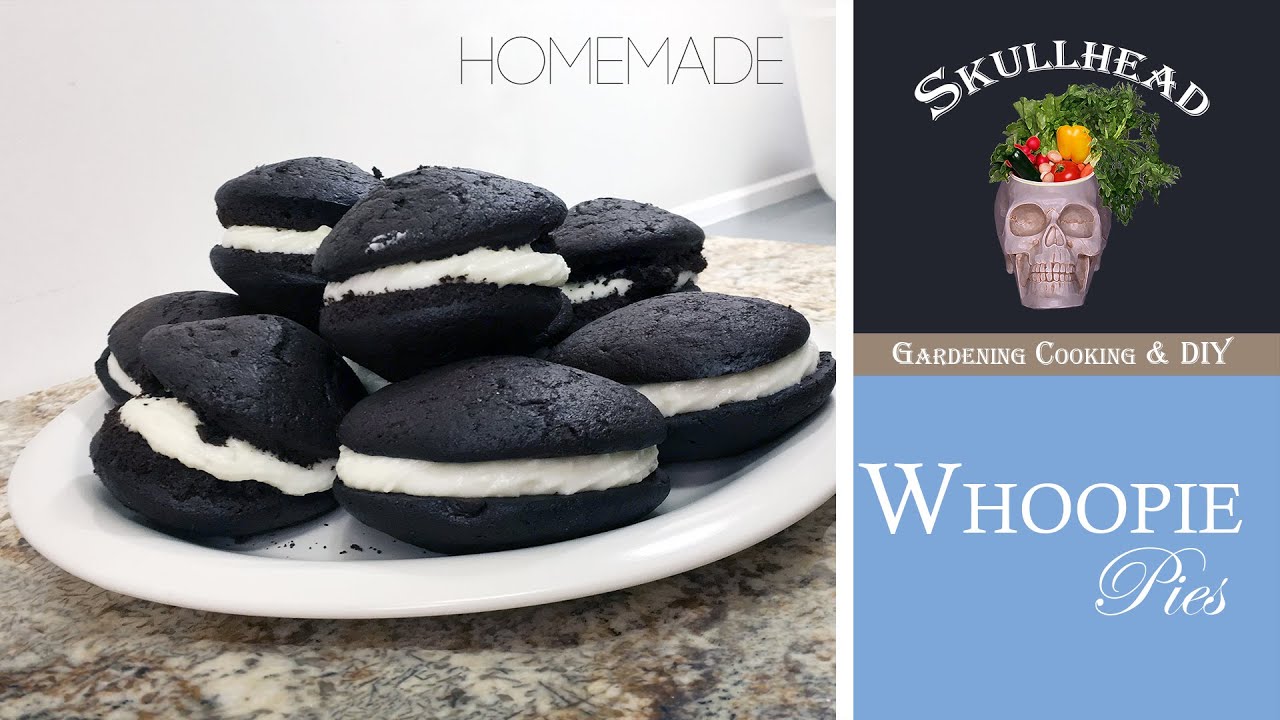 Cake or Cookie? Quick and Easy Chocolate and Vanilla Whoopie Pies