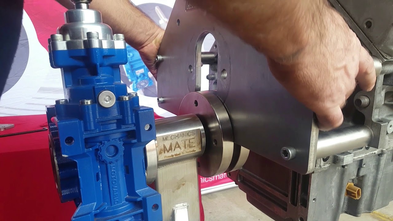 The Mechanics Mate Engine Stand