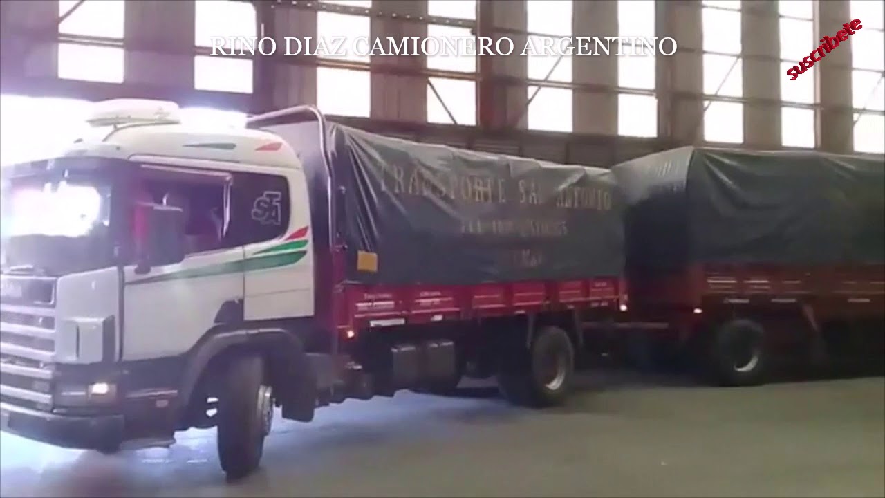 RINO DIAZ CAMIONERO ARGENTINO:ESTOY UN POCO AFONICO,ACA DANDO REVERSA EN (BUENOS AIRES, ARGENTINA)