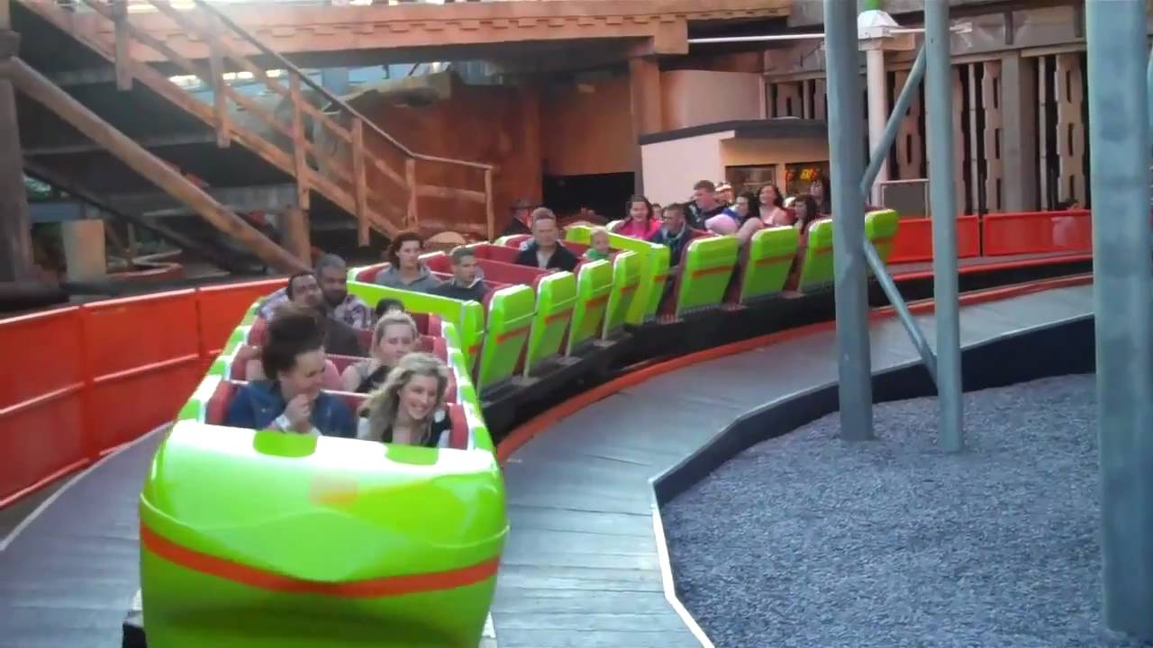 Beaver Creek To Nickelodeon Land Construction: Week 33