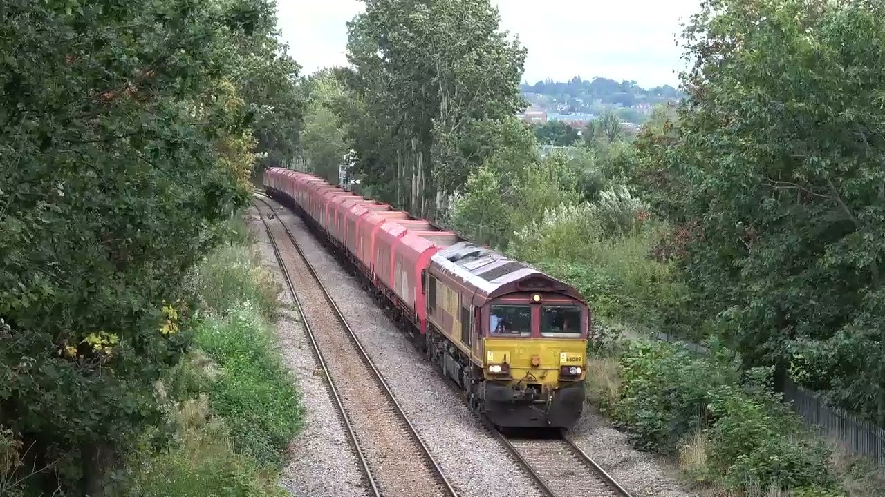 Railfreight via Dudding Hill Jn