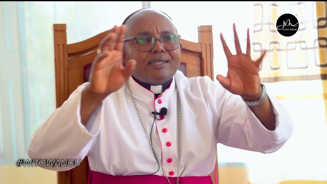 Fahamu Historia ya Askofu Joseph Mlola tangu kuzaliwa kwake hata kutimiza ndoto yake ya kuwa Padre.