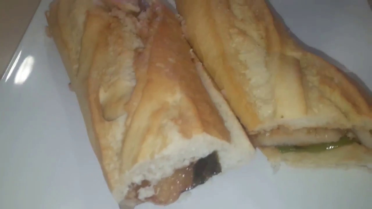 Bocadillo de panceta y pimientos. El mejor bocadillo del mundo