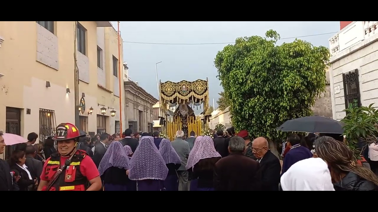 Procesion de la Virgen de las Angustias Arequipa. Sabado Santo. 08 de abril 2023. (2).