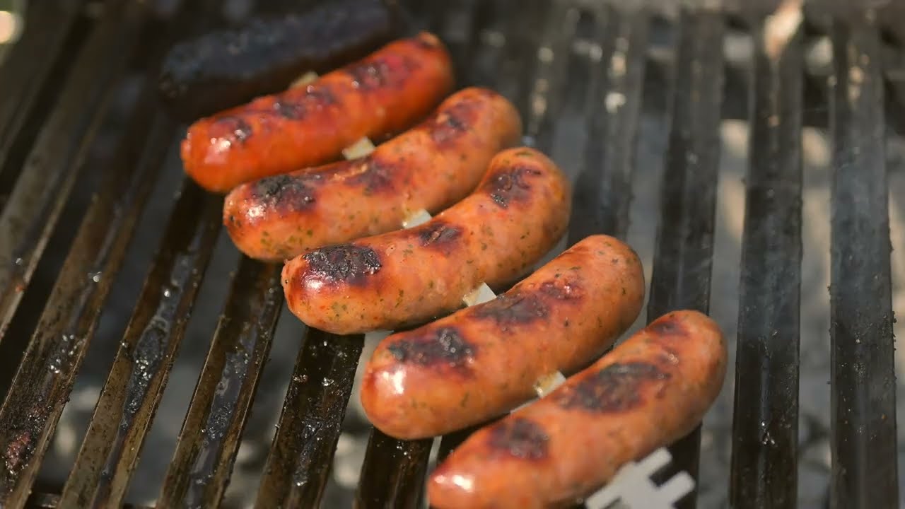 How To Cook Chorizo Sausages On The Grill (Chorizo Criollo, Spicy Chorizo & Morcilla)