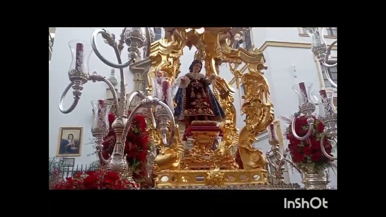 Sevilla.Salida procesional del Niño Jesús de Praga 