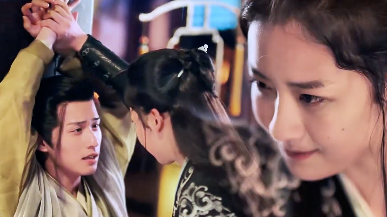 【MULTISUB】😍女将军主动索吻，王爷被吻到心尖颤   #将军在下  #MyLadyGeneral #杨祺如  #徐振轩 #movie  #love #drama #2025