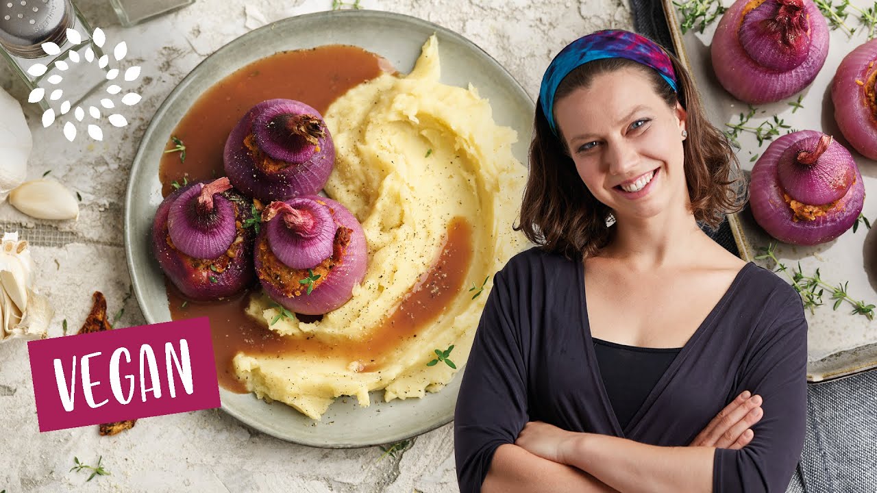 Gefüllte Zwiebeln an Rotweinsauce - Vegan