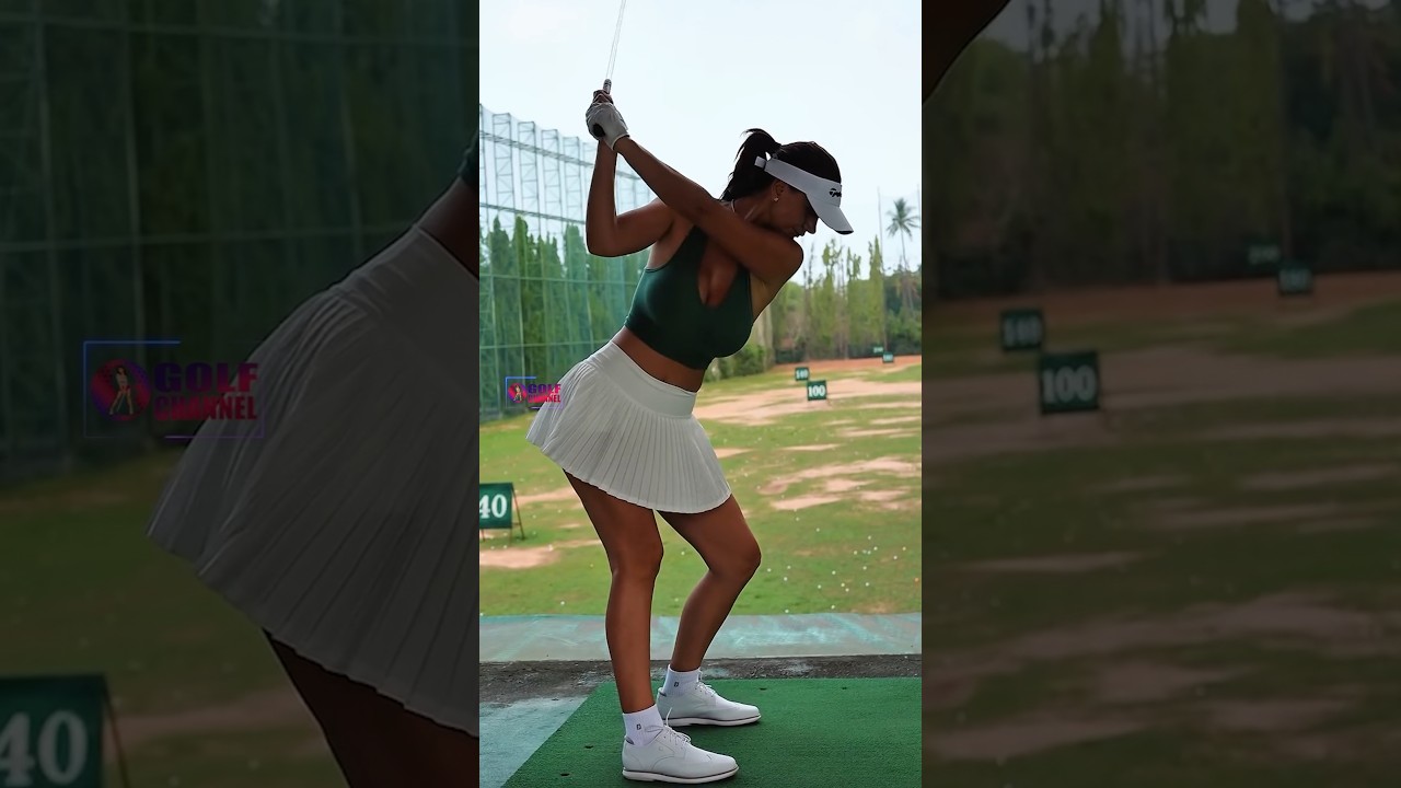 Amazing Golf Swing you need to see | Golf Girl awesome swing | Golf shorts | Juli