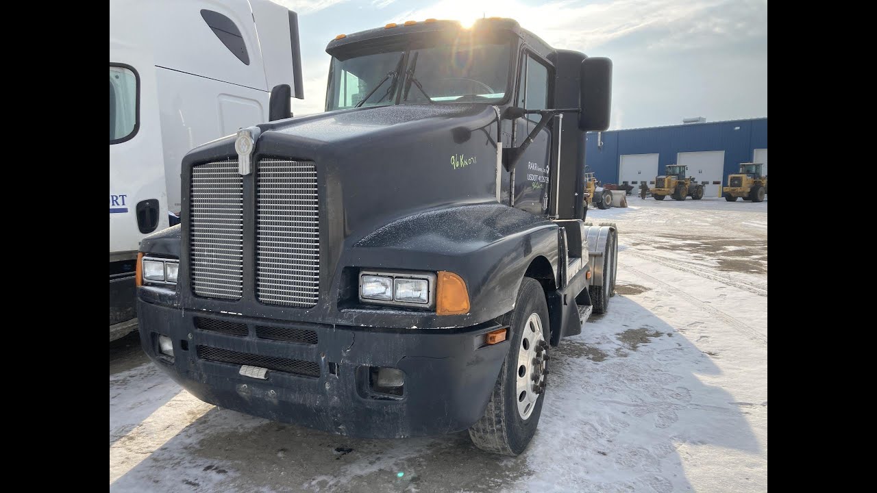 1996 Kenworth T600 - Parts Unit 96KN071
