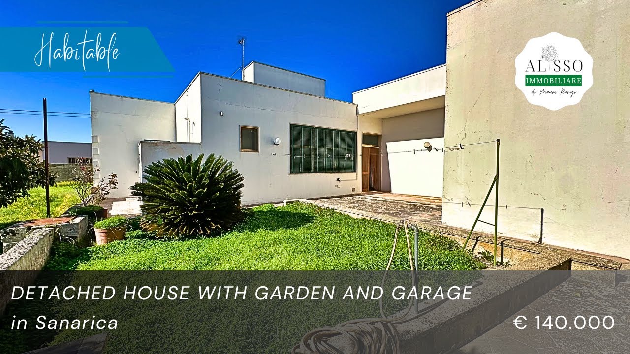 Detached house with garden and garage in a splendid position in Sanarica