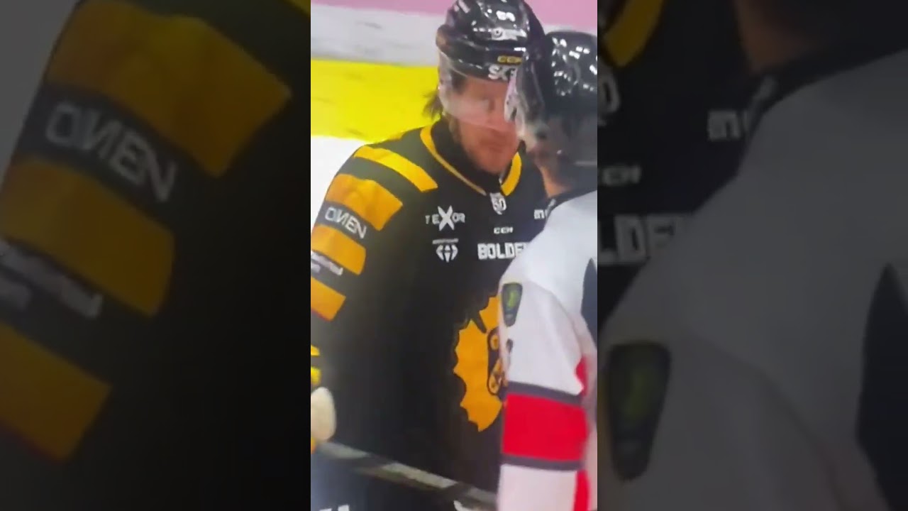 Jonathan Pudas reaktion mot Keegan Lowe (Skellefteå AIK mot Växjö Lakers HC SHL i Sverige) (