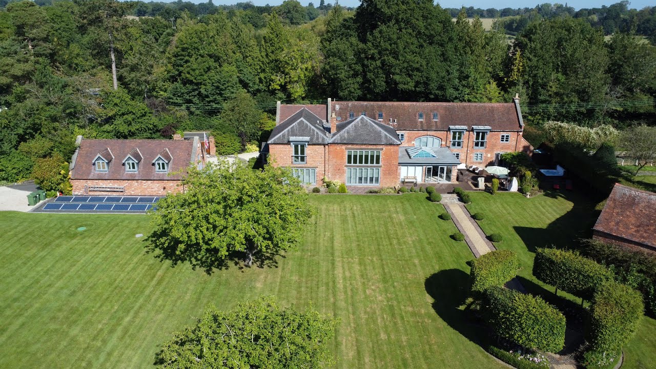 Lapworth - A country estate.