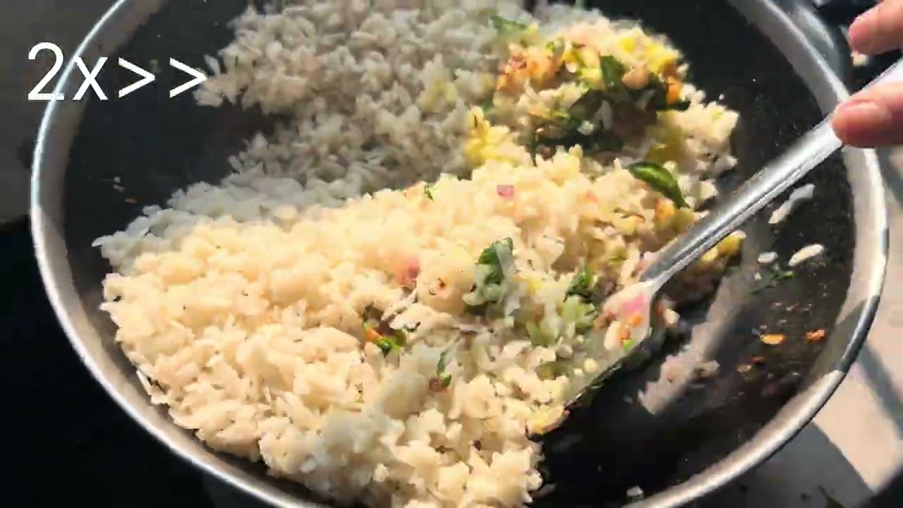 Maharashtra’s all time favourite Nashta ‘Kande Pohe’ Recipe♥️😋 #cookingshorts #food #foodie 