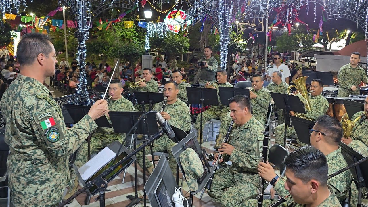 ORQUESTA MILITAR 🎊🕺🇲🇽PARQUE DE LA MARIMBA TUXTLA GUTIERREZ CHIAPAS