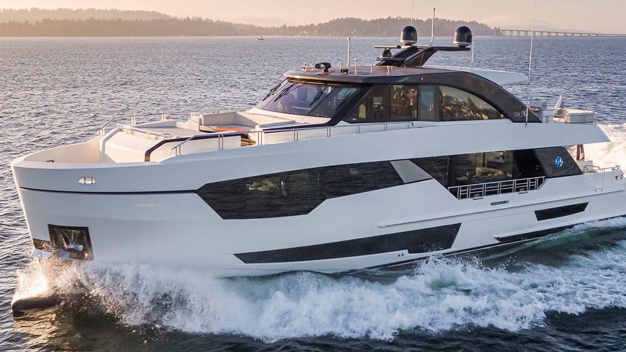 Yacht  Ocean Alexander 28R 90R Luxurios & Power || Yacth Bahri