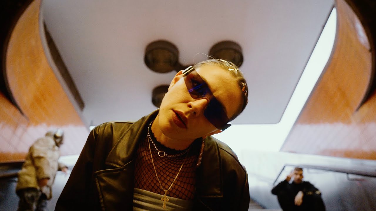 Crystal F x Johnboy x Serpentin - 120 Dezibel (Official Video)
