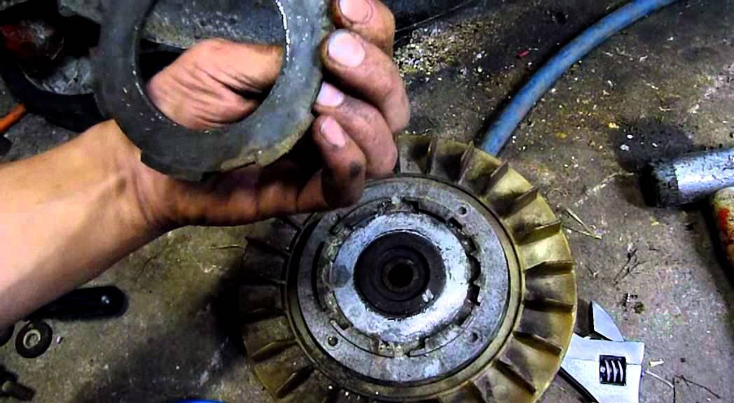 Big Creepy Spider and Kubota Blade Clutch Update.mpg