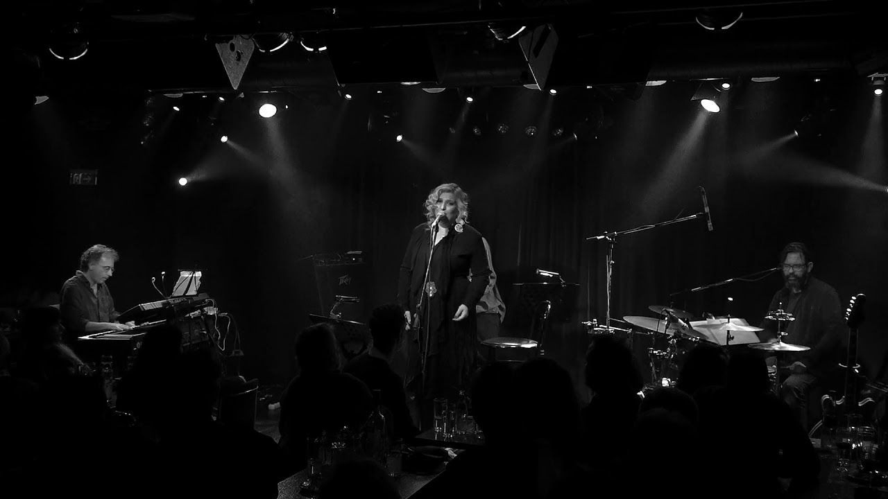 ΜΑΡΘΑ ΦΡΙΝΤΖΗΛΑ -La llorona