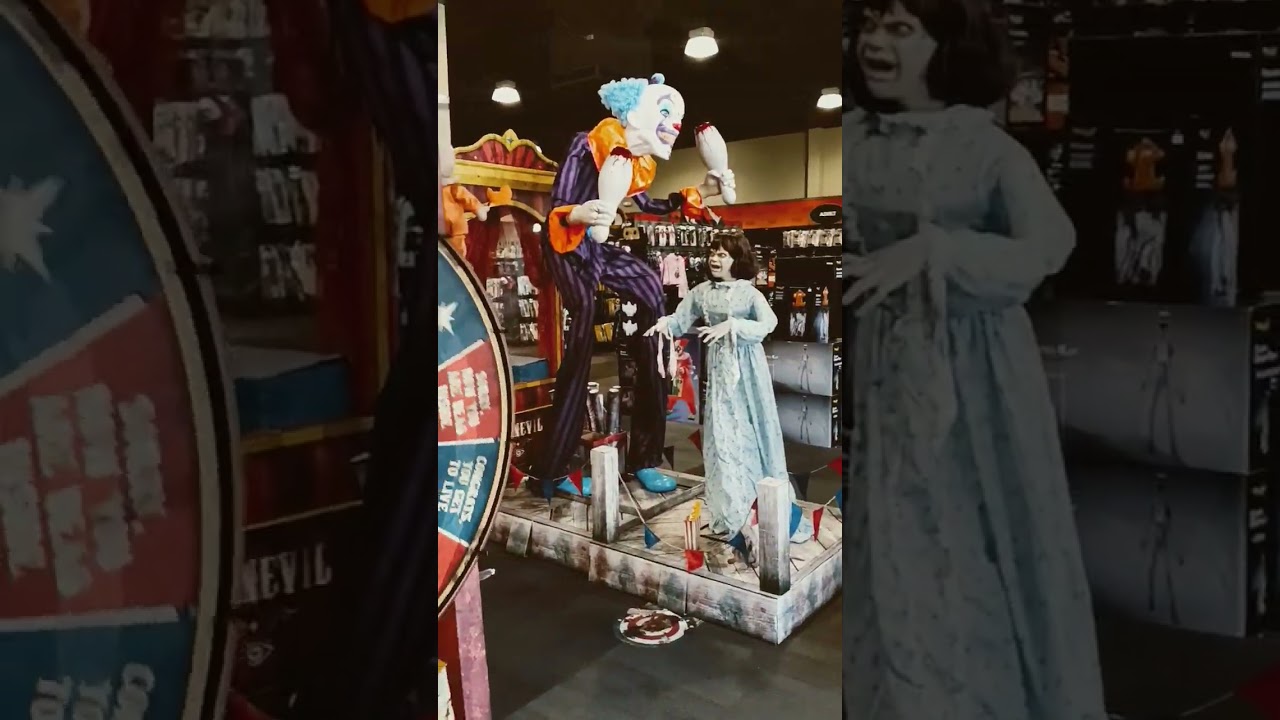 Halloween store 
