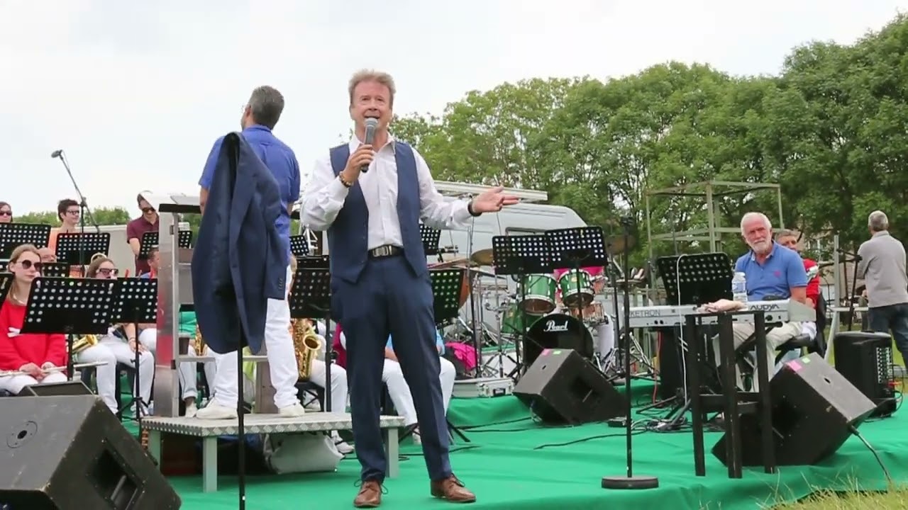 Forever Band op  de Jaarmarkt te Steenhuffel '25