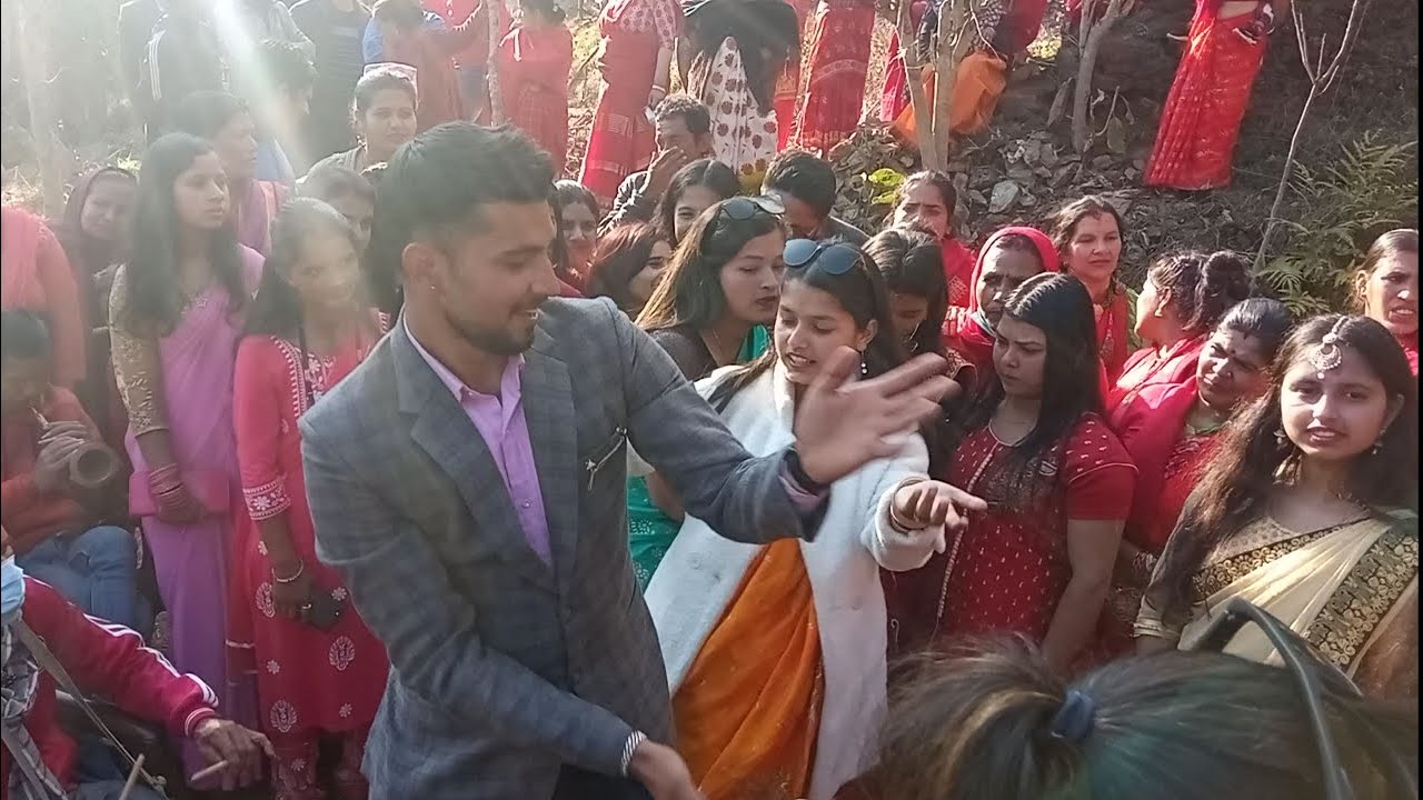 BEST NEPALI WEDDING DANCE || Panchey Baja Dhading - Vlog @NibeshKhatiwada