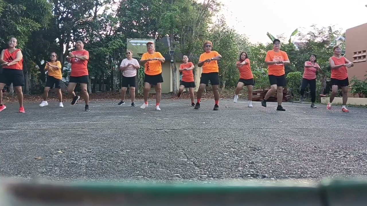 Paper Roses | Matimbubong Zumba Ladies |  Ka-Itek Movers 