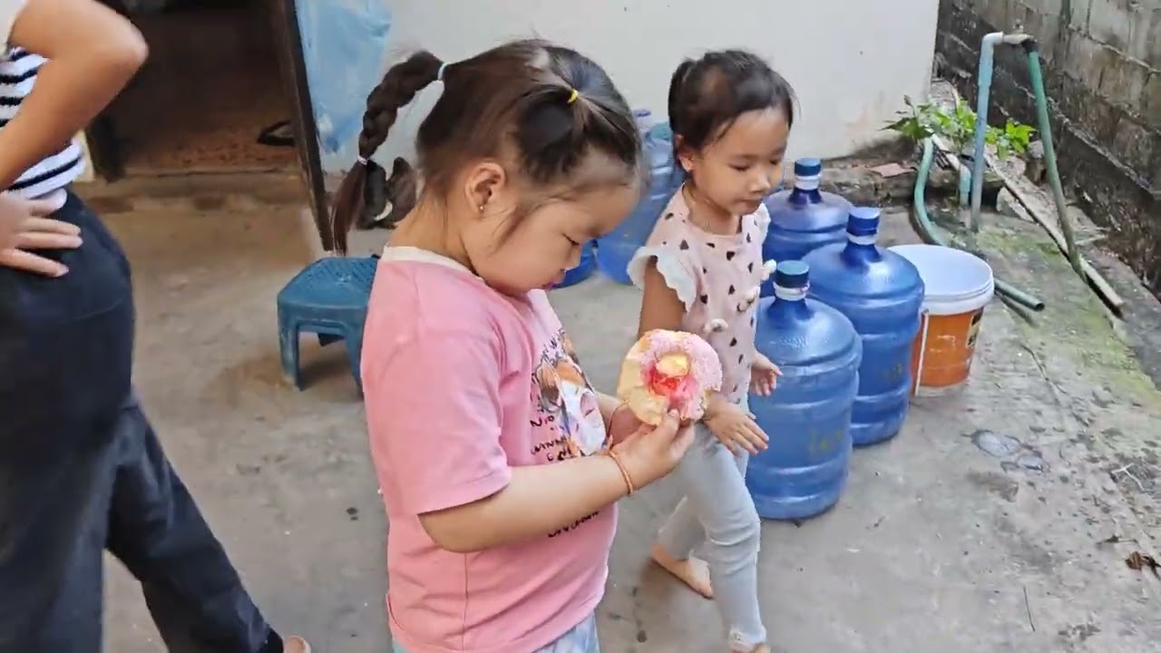 ปลาคอใหญ่หนี​ มันกระโดดออกไป​ไหนแล้ว​