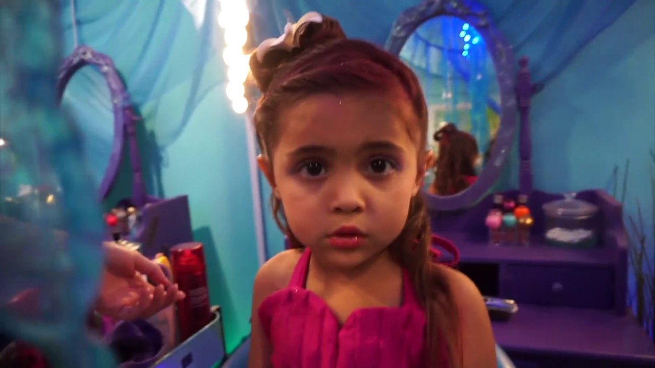 MERMAID TAIL TRANSFORMATION! Everleigh and Ava become real mermaids with the Golfieri TWINS!
