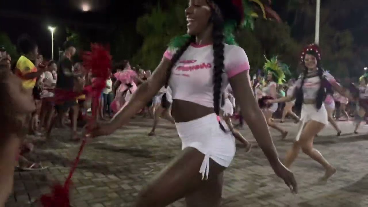 Nina Rodrigues Cid operária 2022 bailarina das areias