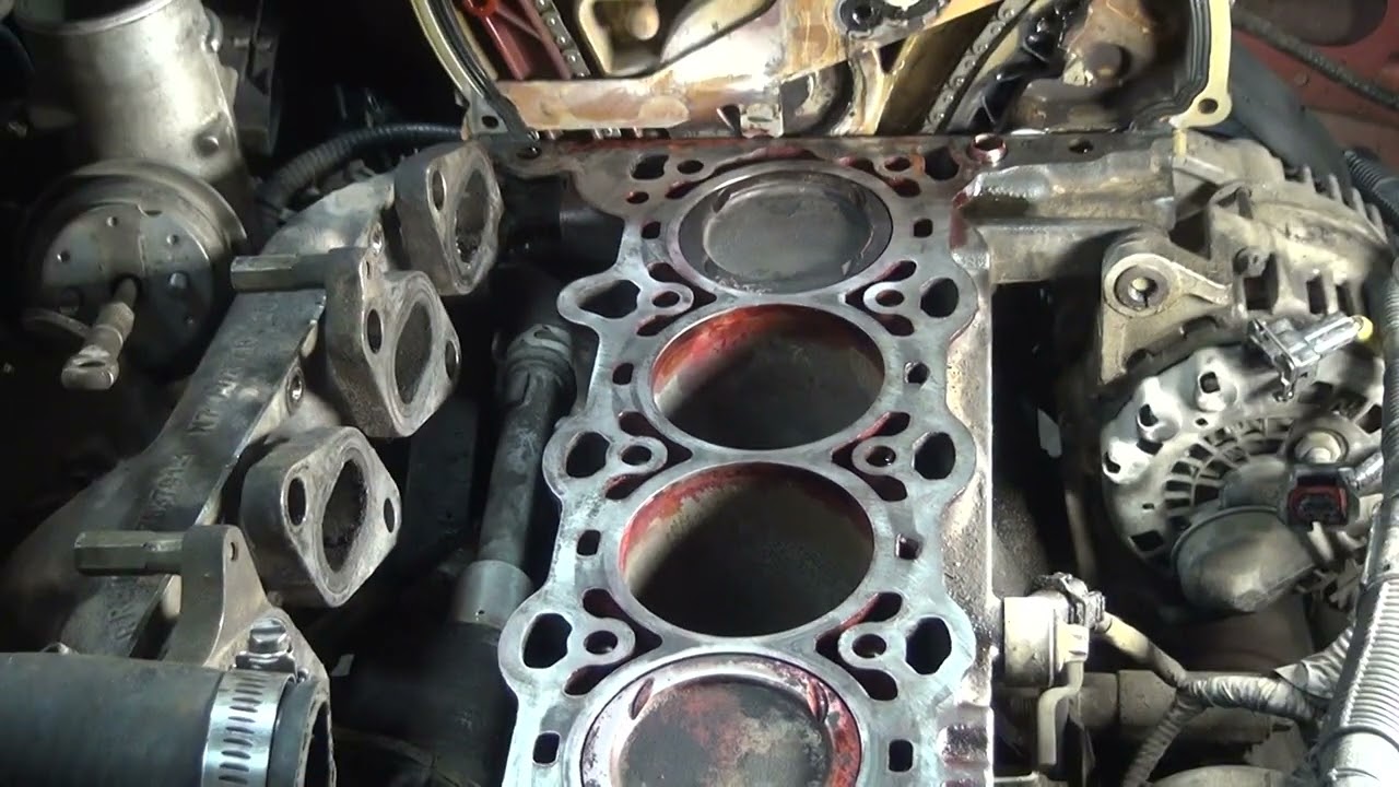 Penetrating Dye crack test, how to magnaflux to test for cracked engine blocks.