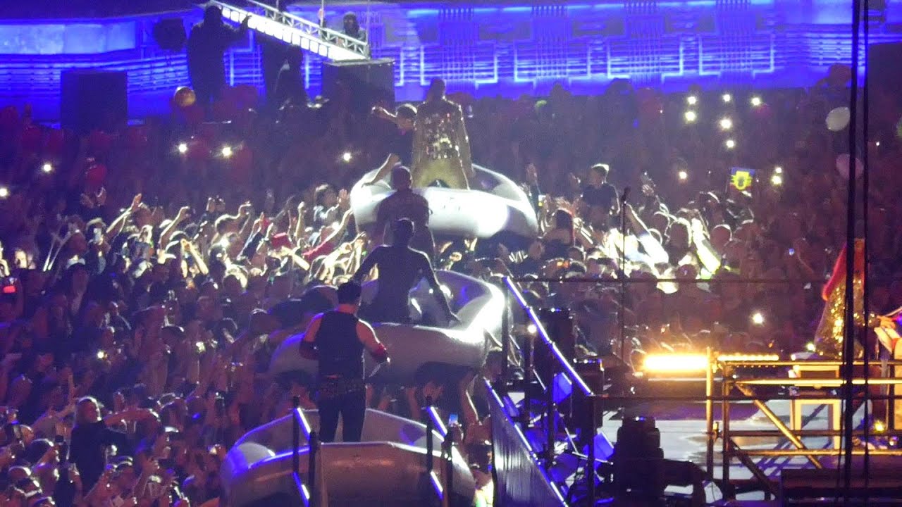 Rammstein, 2023-08-03, Brussel, Bruxelles, Engel, Crowd Surfing Boats