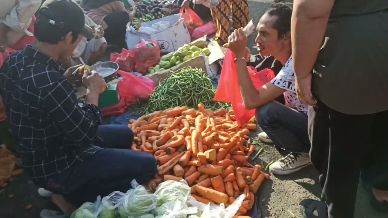 Belanja Kebutuhan Ramadhan di Pasar Tumpah Bekasi