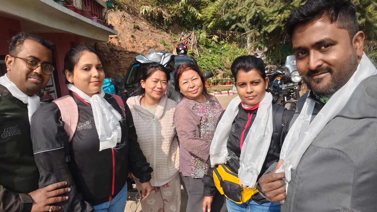 Offbeat Darjeeling,Sonada Moondakothi (Tea Tribe Stay) ride With Himalayan 411