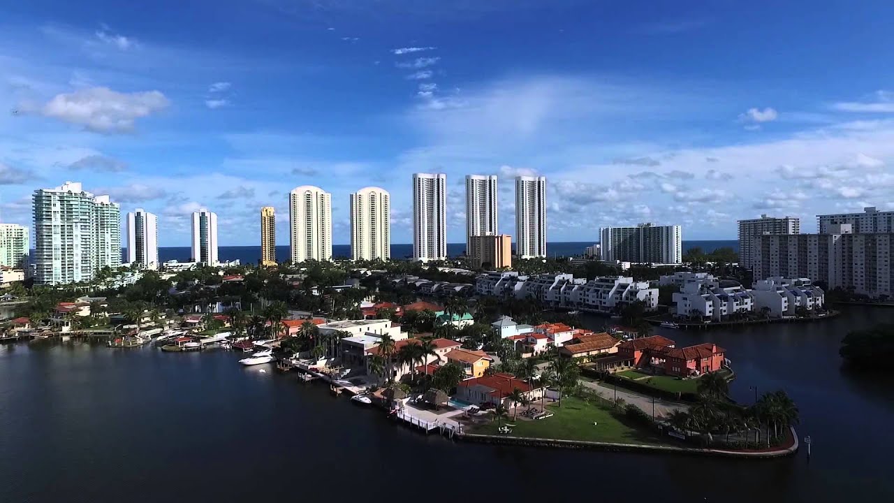 400 Sunny Isles