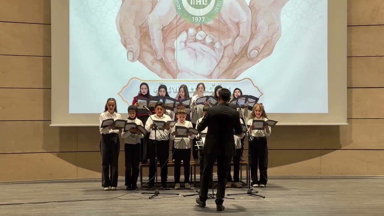 Acıpayam Anadolu İmam Hatip Lisesi 2025 Aile Yılı Etkinliği Öğrenci Korosu Dinletisi