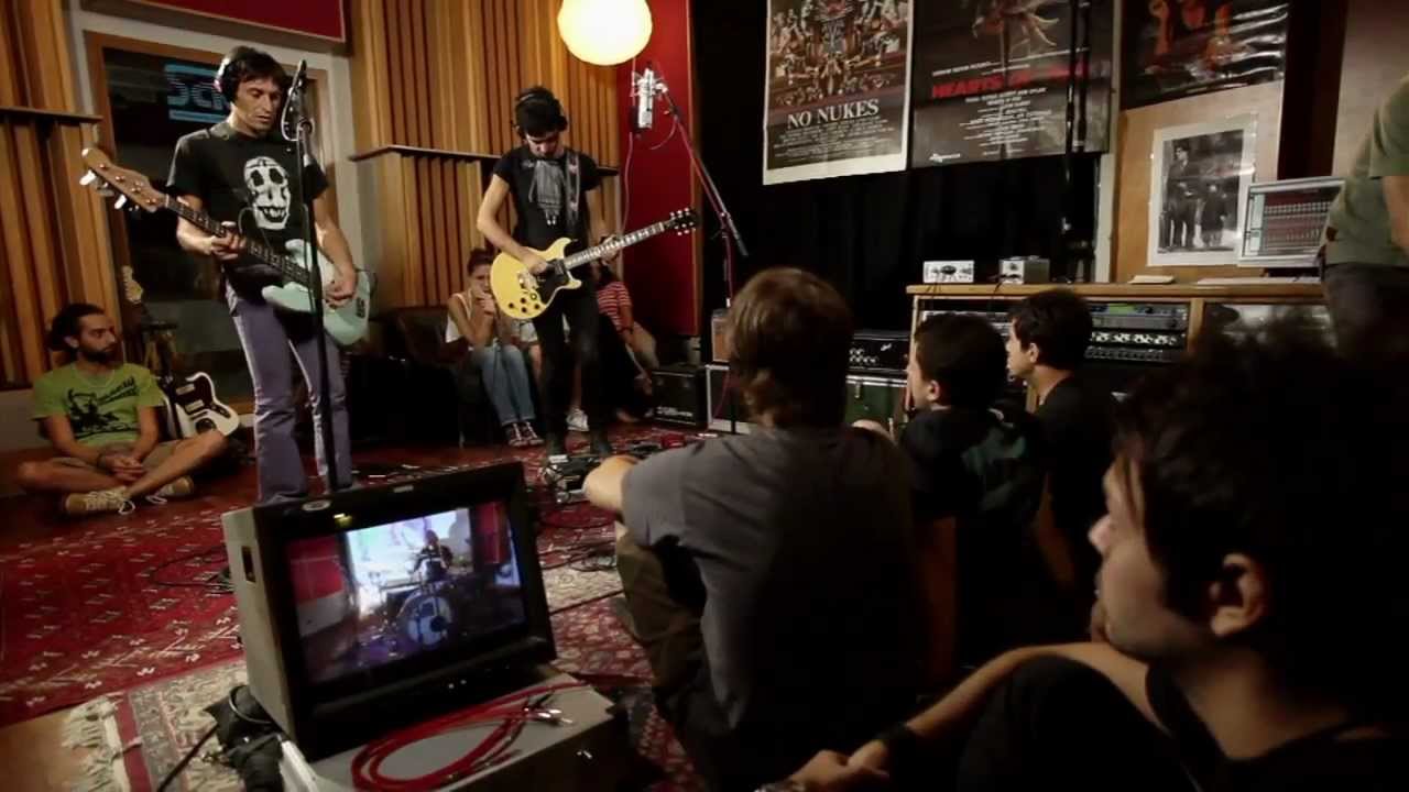 ZEN CIRCUS - Nati Per Subire || Live@StudioA