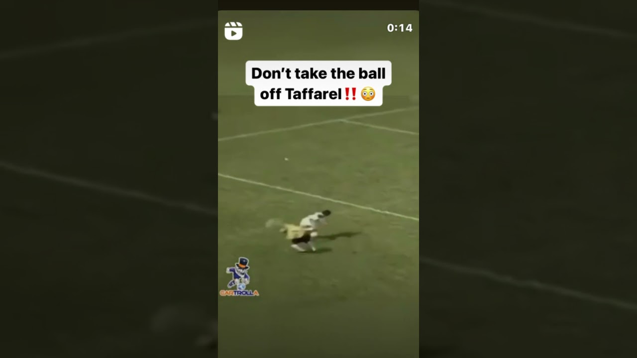 Do not take the ball from taffarel 😂🥶#kick #sports #highlights #soccer #funnyshorts #taffarel